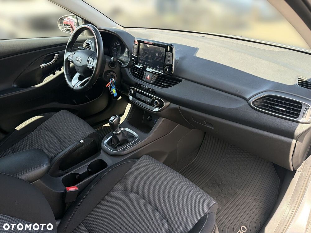 Hyundai i30 - 18