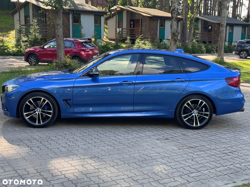BMW 3GT 320i xDrive M Sport - 2