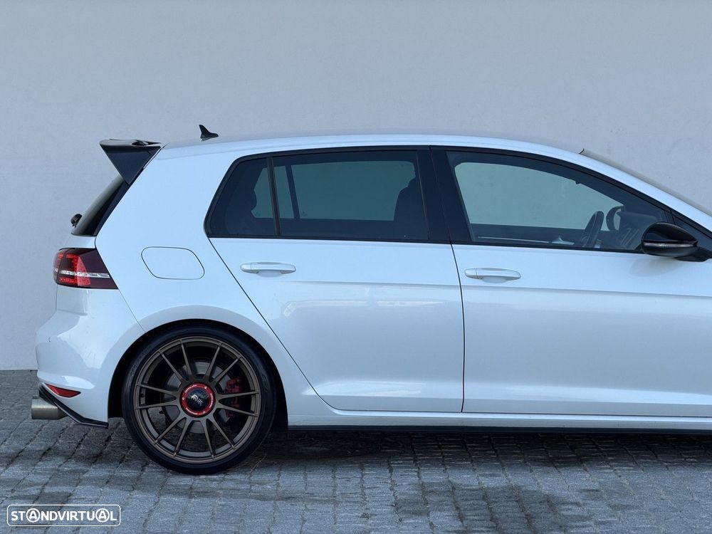VW Golf 2.0 TSi GTi DSG - 14