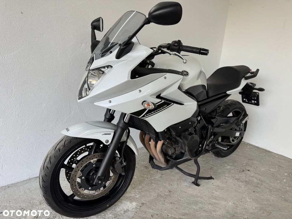 Yamaha XJ - 8