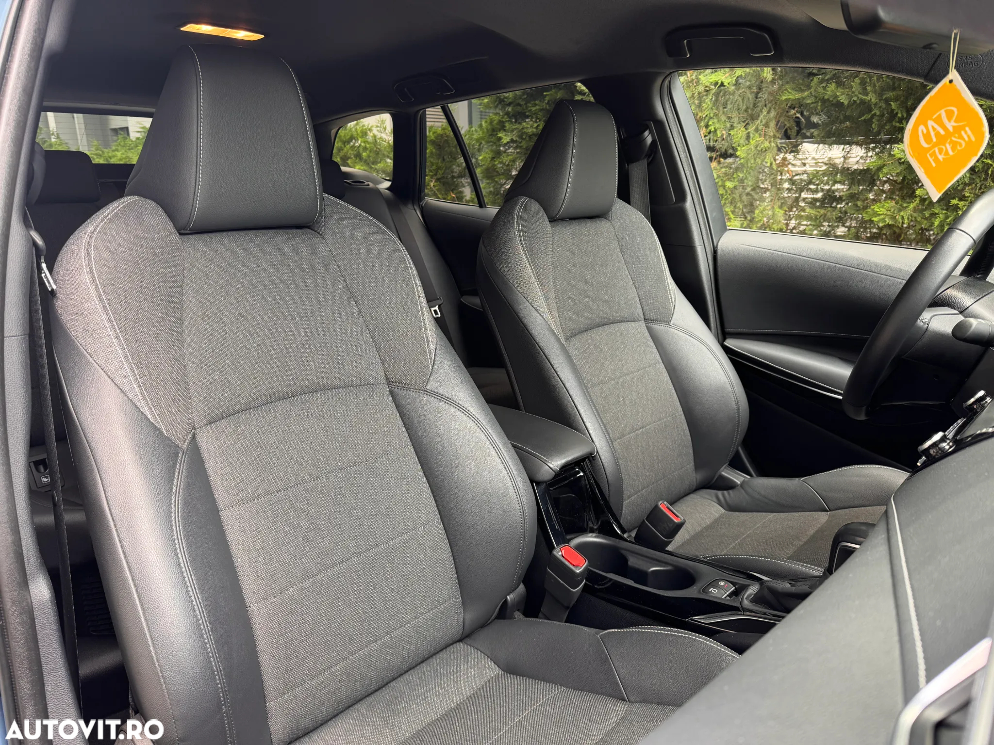 Toyota Corolla 1.8 Hybrid Touring Sports Business Edition - 23