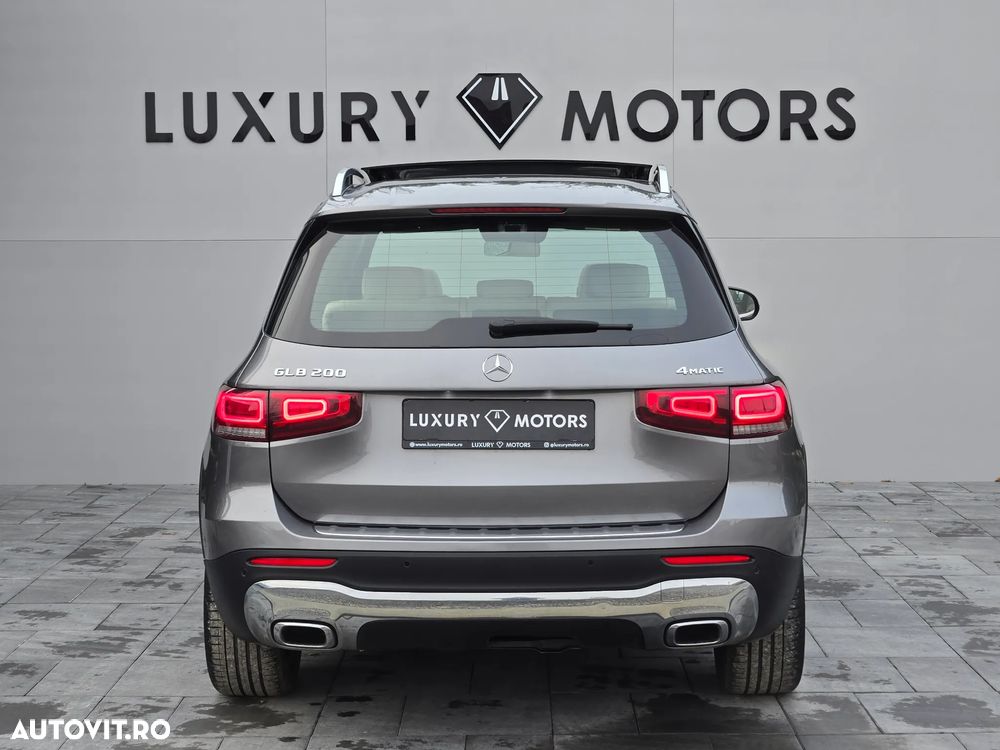 Mercedes-Benz GLB 200 4MATIC Aut. - 38