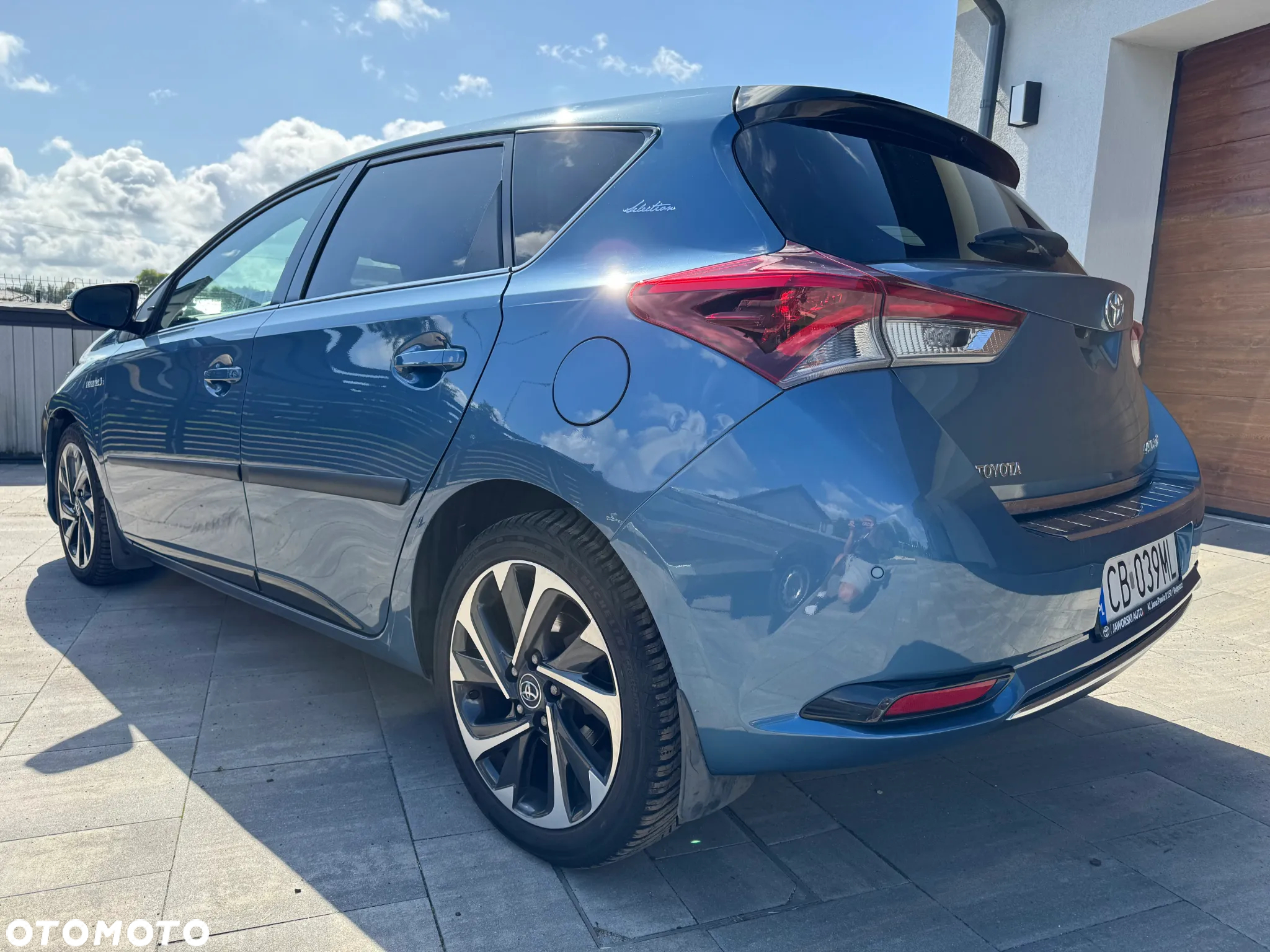Toyota Auris 1.8 HSD Luna - 6