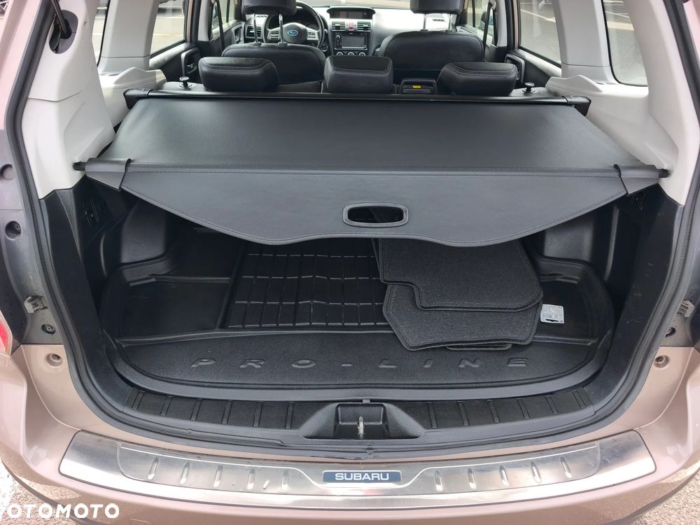 Subaru Forester 2.0D Active - 24