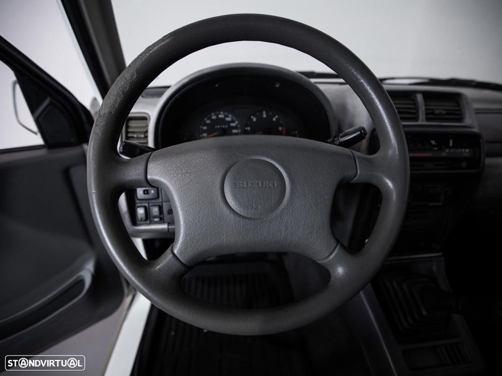 Suzuki Vitara - 11