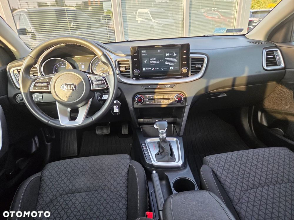 Kia Ceed 1.5 T-GDI L Business Line Plus DCT - 37