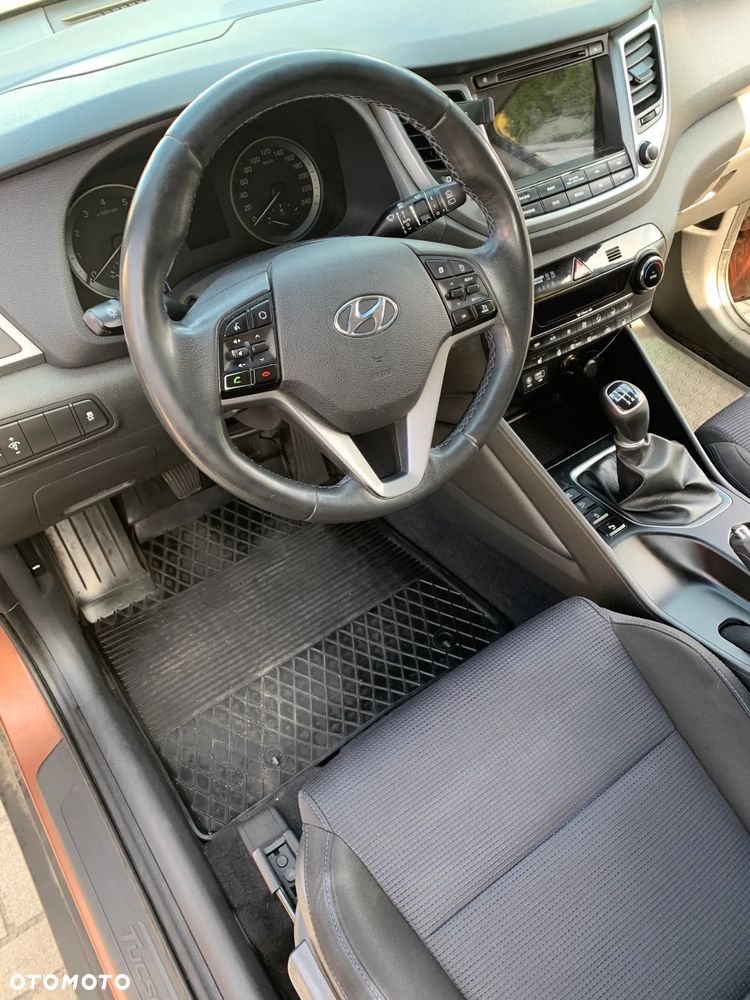 Hyundai Tucson 1.6 GDI BlueDrive Style 2WD - 7