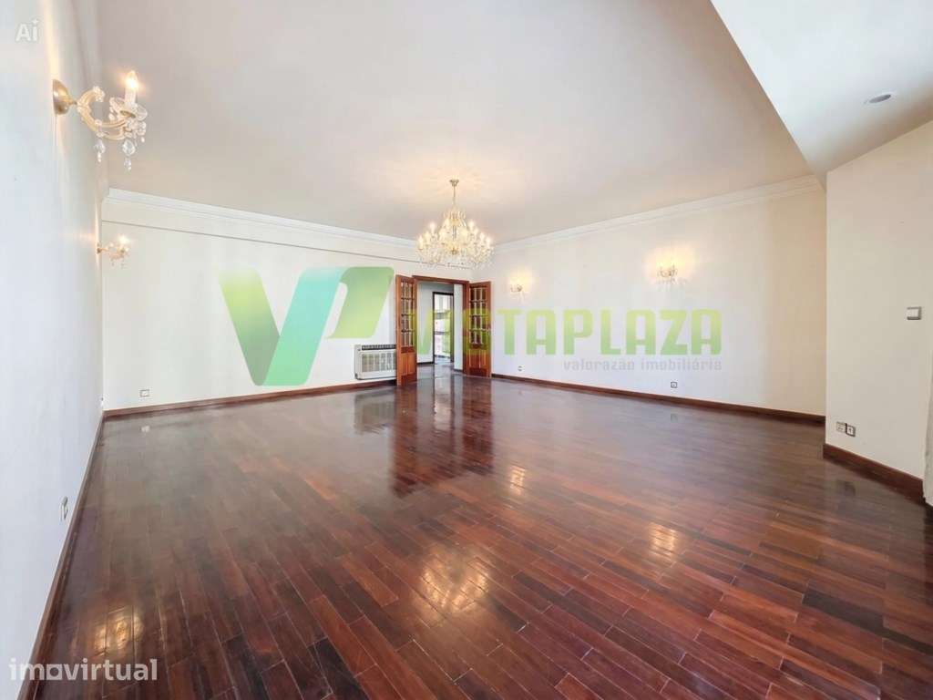 Apartamento T4 com garagem junto à Av. Afonso Costa, Areeiro - Grande imagem: 5/25
