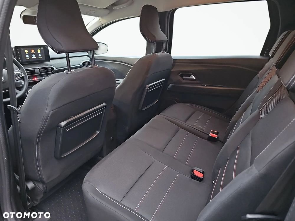 Dacia Jogger 1.0 TCe SL Extreme 7os - 12
