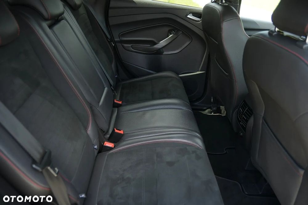 Ford Kuga 2.0 TDCi AWD ST-Line - 25