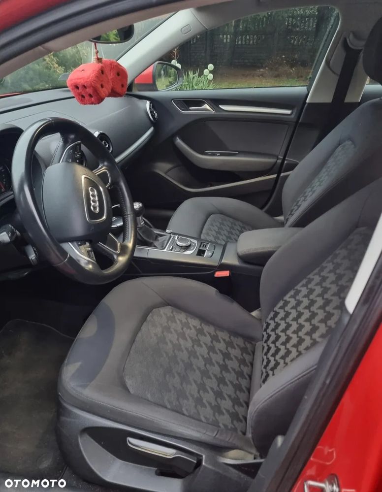 Audi A3 Sportback - 6