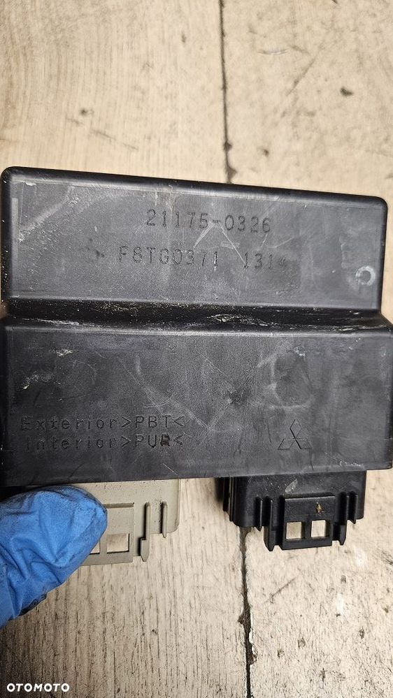 Sterownik silnika ECU Kawasaki ZX10R (2011) 21175-0326  F8TG0371 - 4