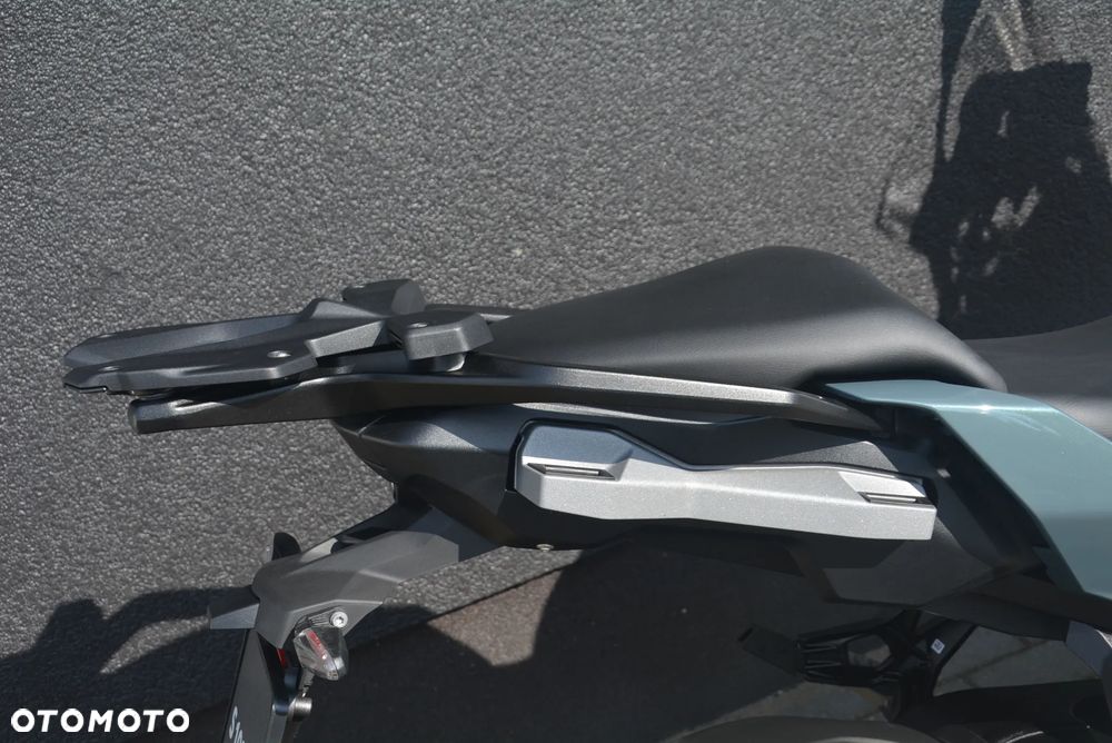 BMW XR - 21