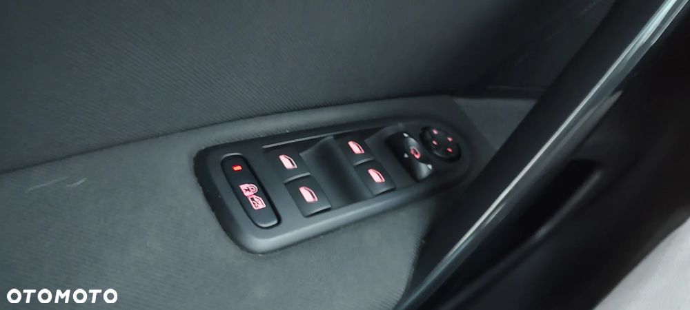 Peugeot 508 1.6 e-THP Allure S&S - 17