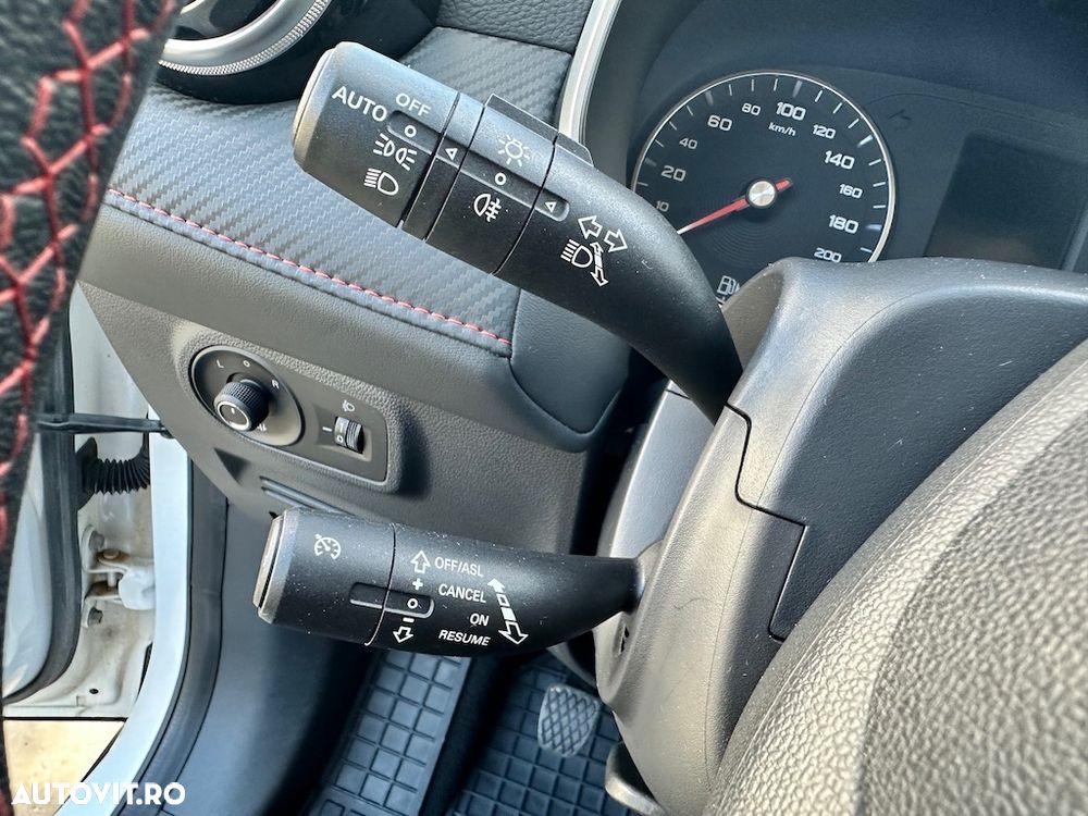 MG ZS ICE 1.5 VTI-tech Comfort - 12