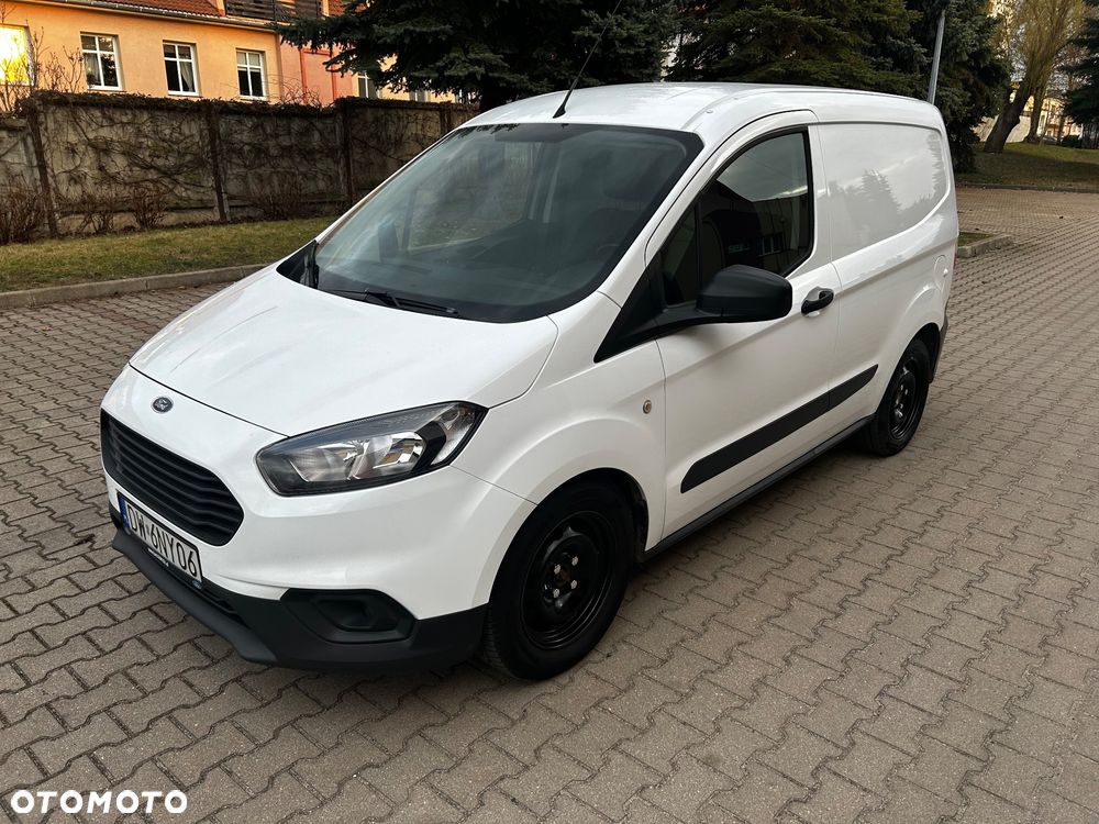 Ford Courier - 1