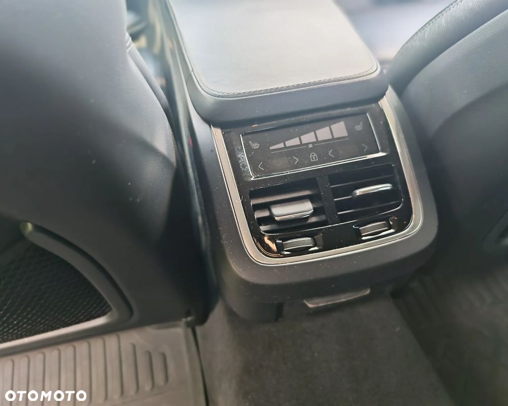 Volvo V90 Cross Country D5 SCR AWD - 9
