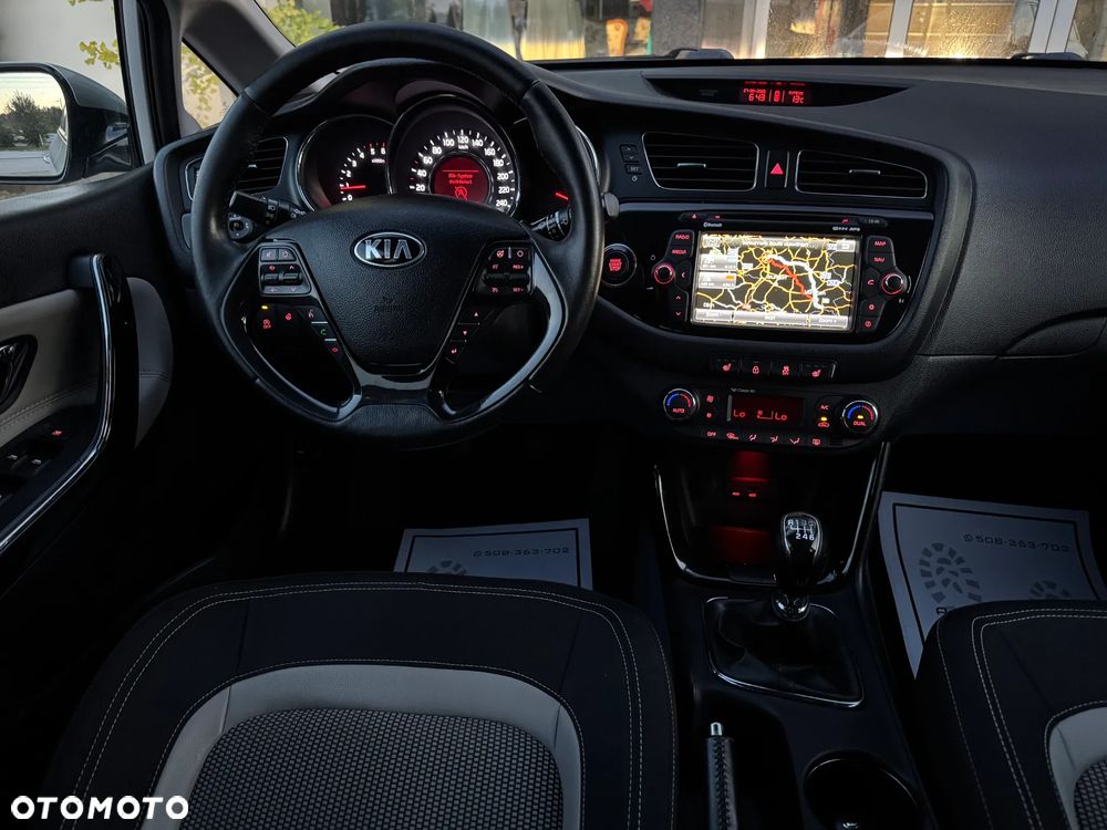 Kia Ceed Cee'd 1.6 CRDi Business Line - 9