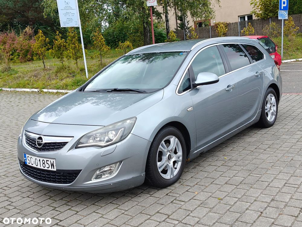 Opel Astra 2.0 CDTI DPF Cosmo - 17