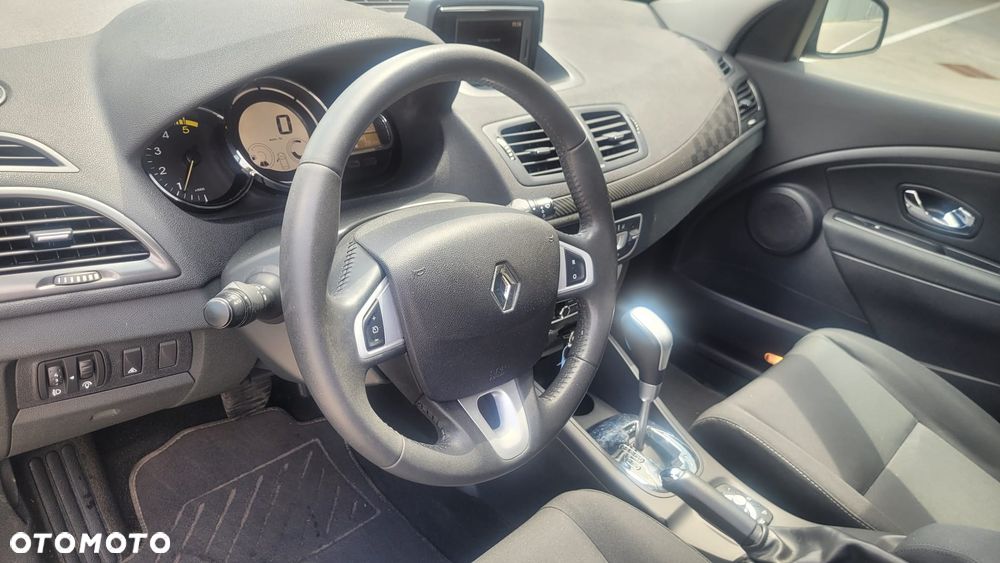 Renault Megane dCi 110 FAP EDC Dynamique - 23