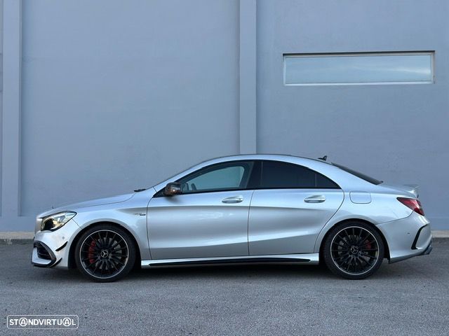 Mercedes-Benz CLA 45 AMG 4Matic Speedshift DCT 7G Night Edition - 12