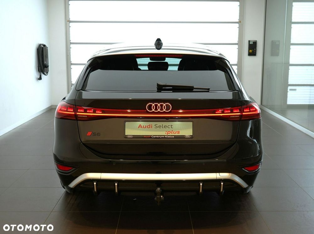 Audi A6 Avant e-tron - 4