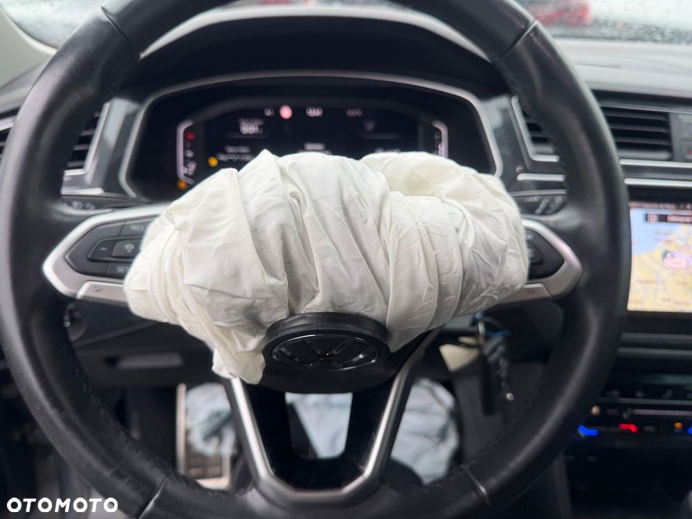 Volkswagen Tiguan 2.0 TDI SCR 4Mot Elegance DSG - 8