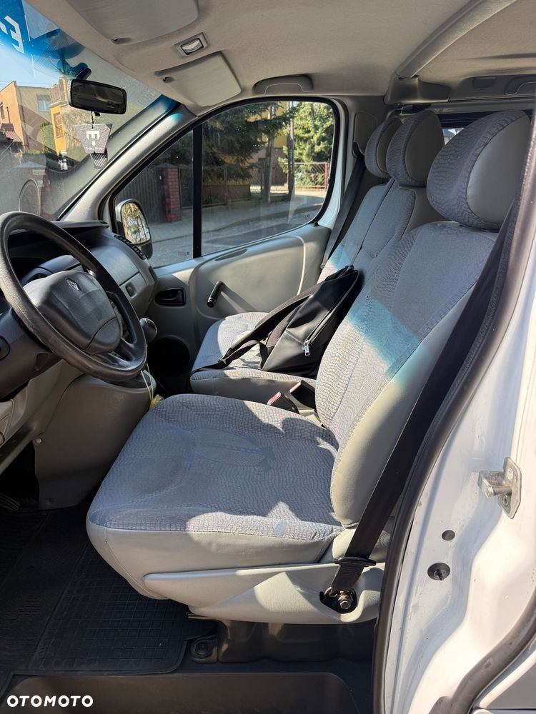 Renault Trafic - 10