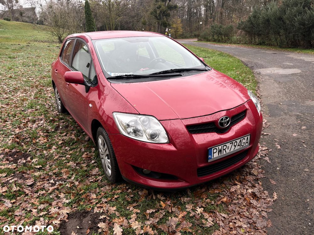 Toyota Auris 1.6 VVT-i Luna - 1