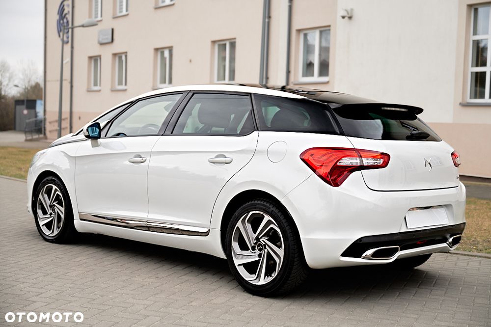 DS Automobiles DS 5 - 16