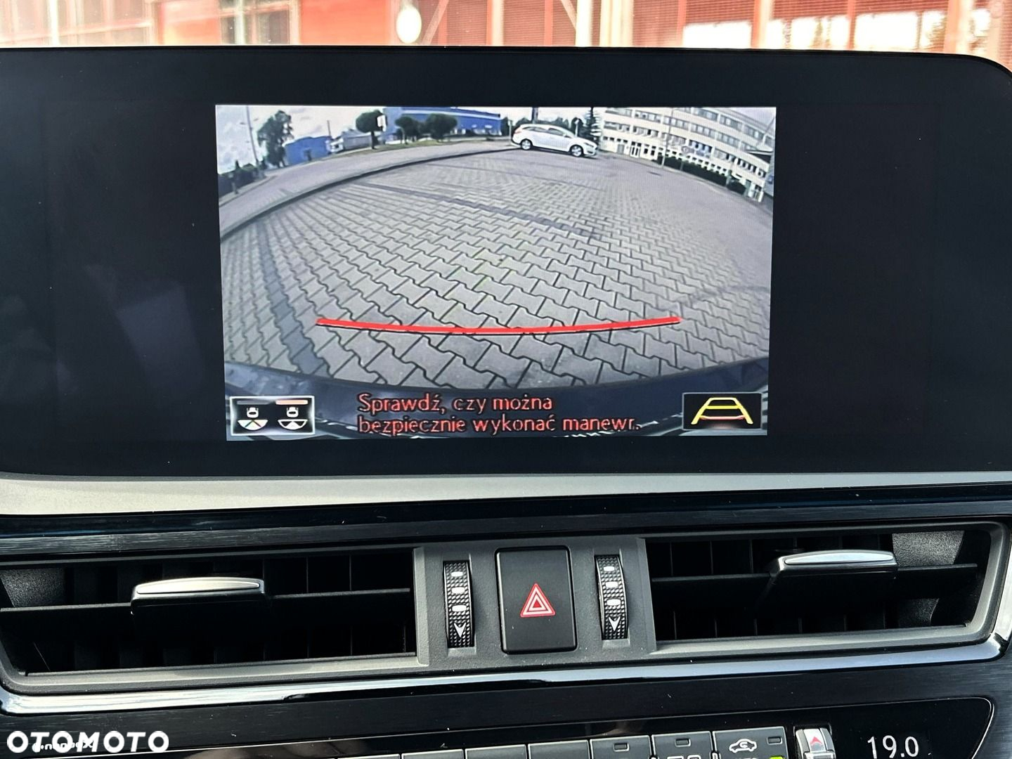 Lexus ES - 22