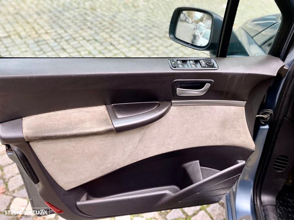 Peugeot 807 2.2 HDi Pullman - 28