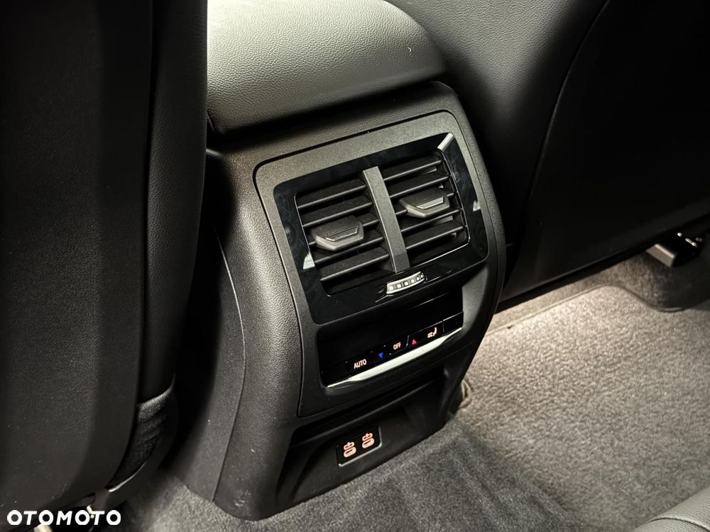 BMW X4 xDrive20d mHEV M Sport sport - 25