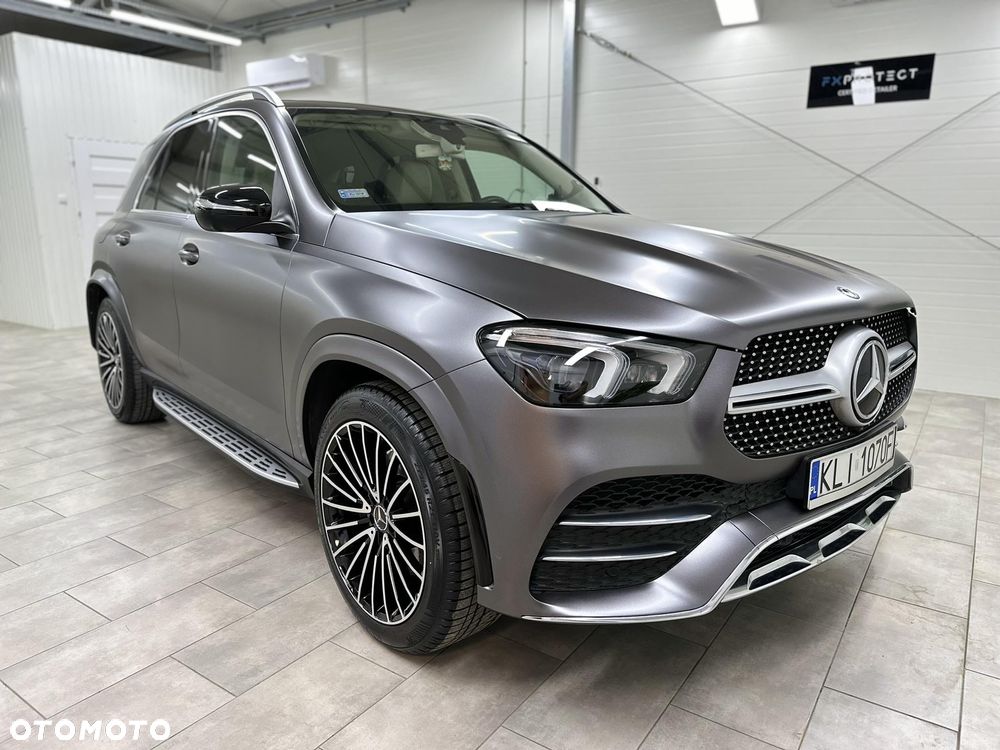 Mercedes-Benz GLE - 1