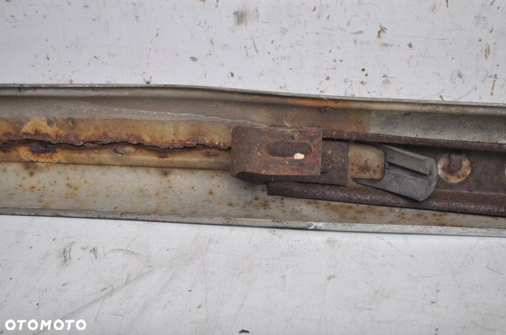 MERCEDES W123 ZDERZAK PRZÓD PRZEDNI - 6