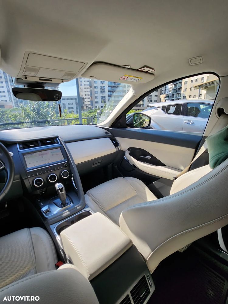 Jaguar E-Pace P200 AWD S - 3