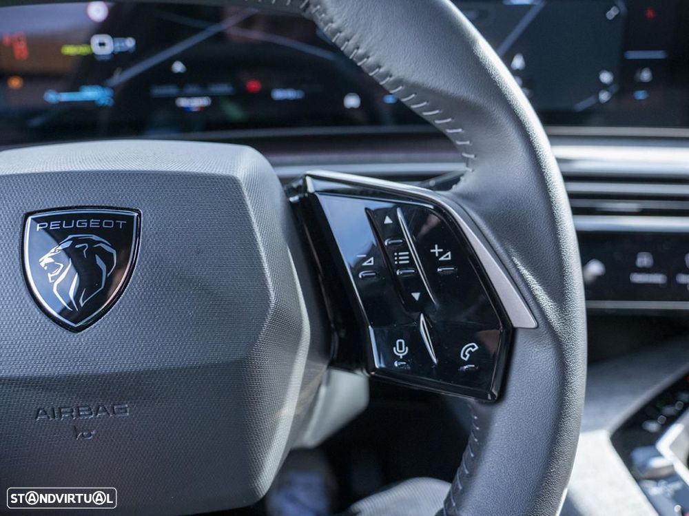 Peugeot E-3008 73 kWh Allure - 34