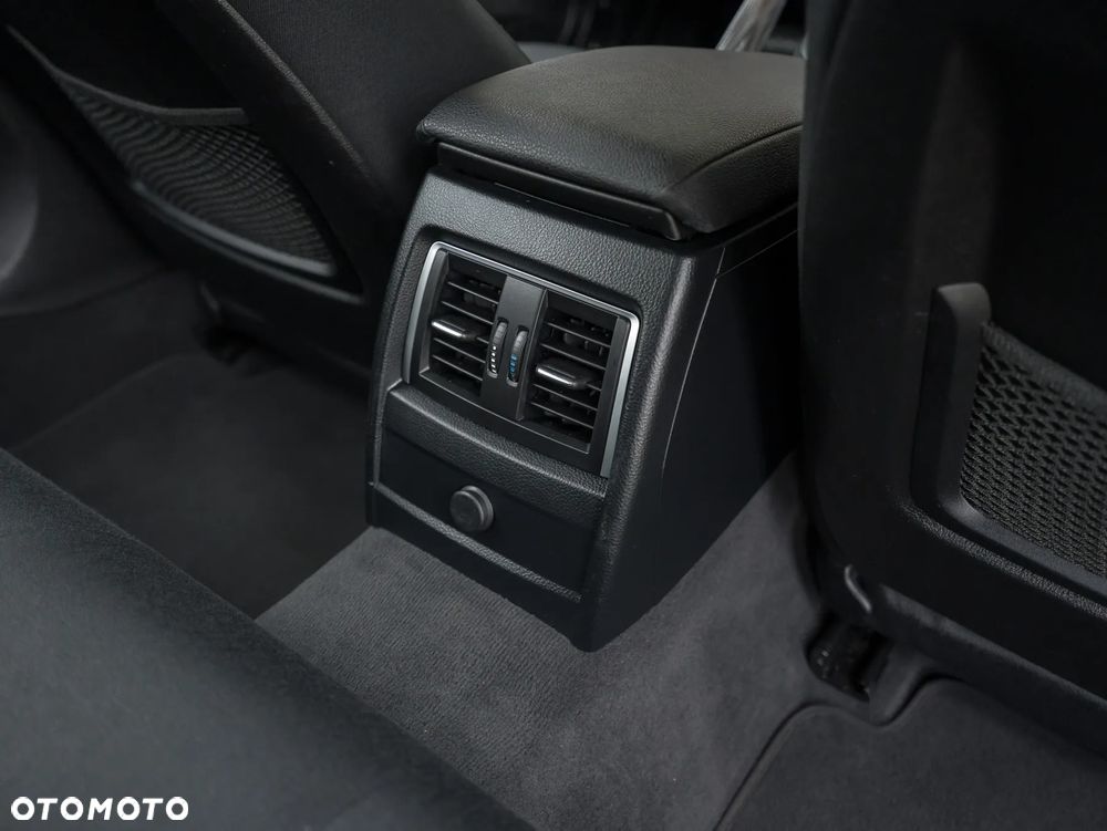 BMW Seria 3 320d Advantage - 27