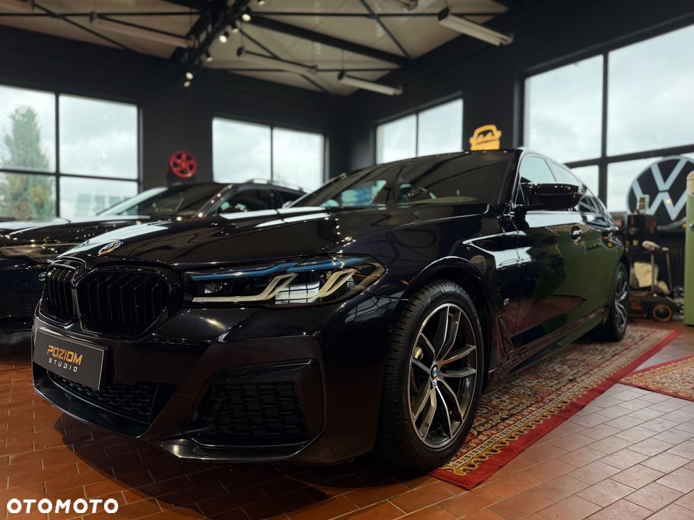 BMW Seria 5 518d mHEV - 3