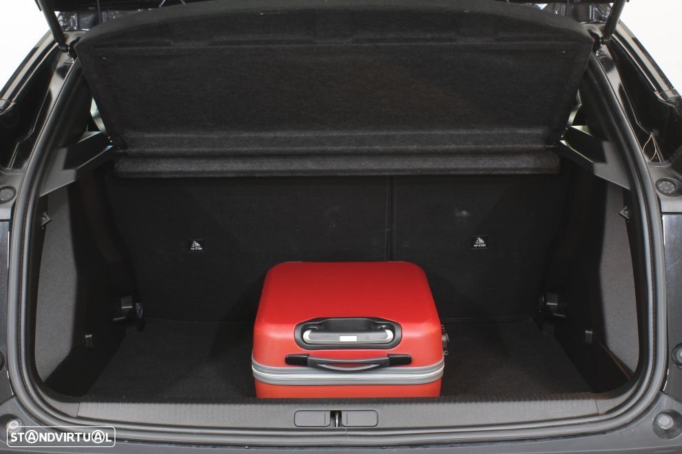 Peugeot 2008 1.2 PureTech Active Pack - 23