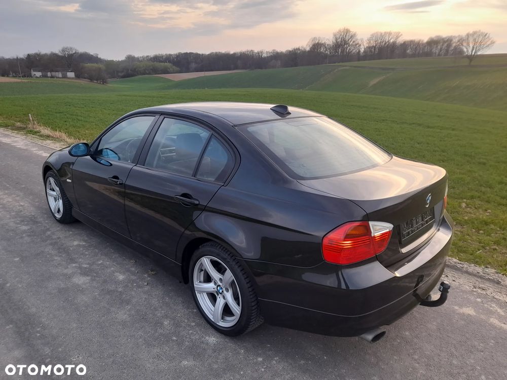 BMW Seria 3 - 18