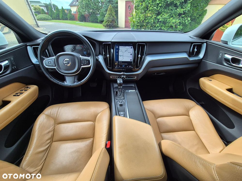 Volvo XC 60 T5 AWD Geartronic Momentum - 5
