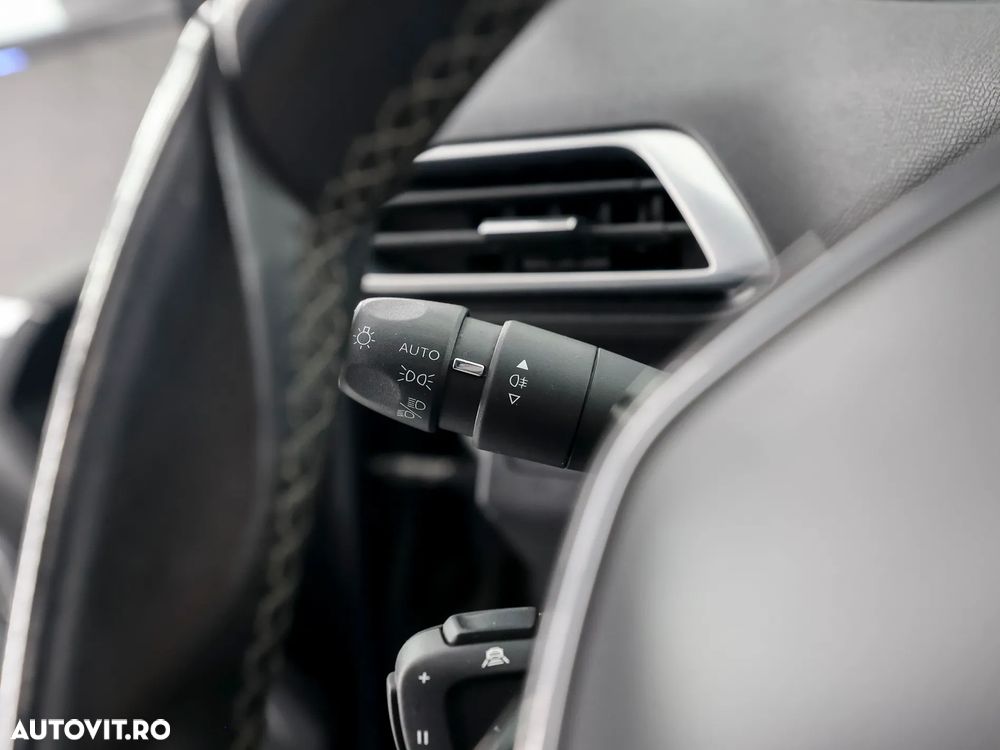 Peugeot 5008 BlueHDI 130 Allure Pack - 22