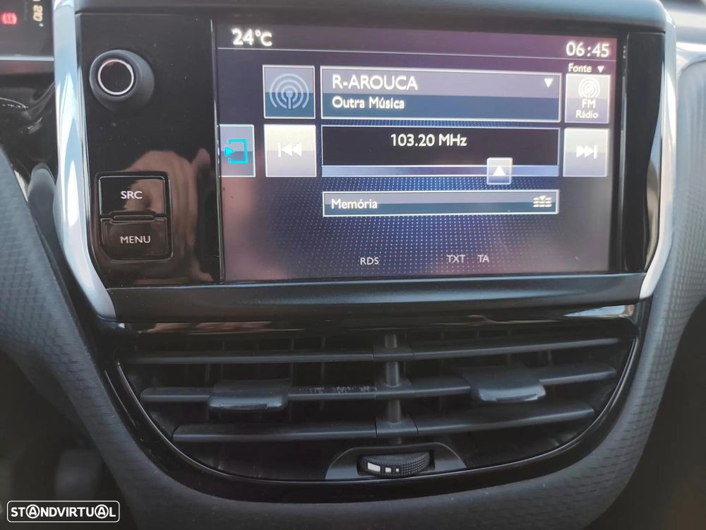 Peugeot 2008 1.2 PureTech Style - 25