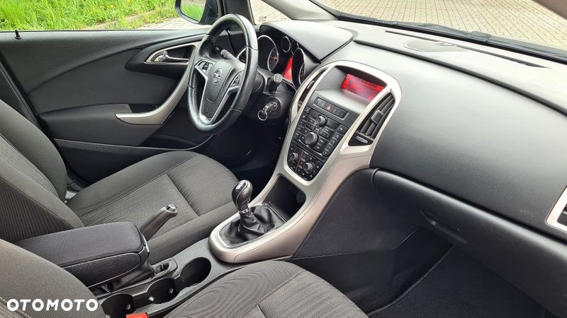 Opel Astra 1.4 T Active - 24