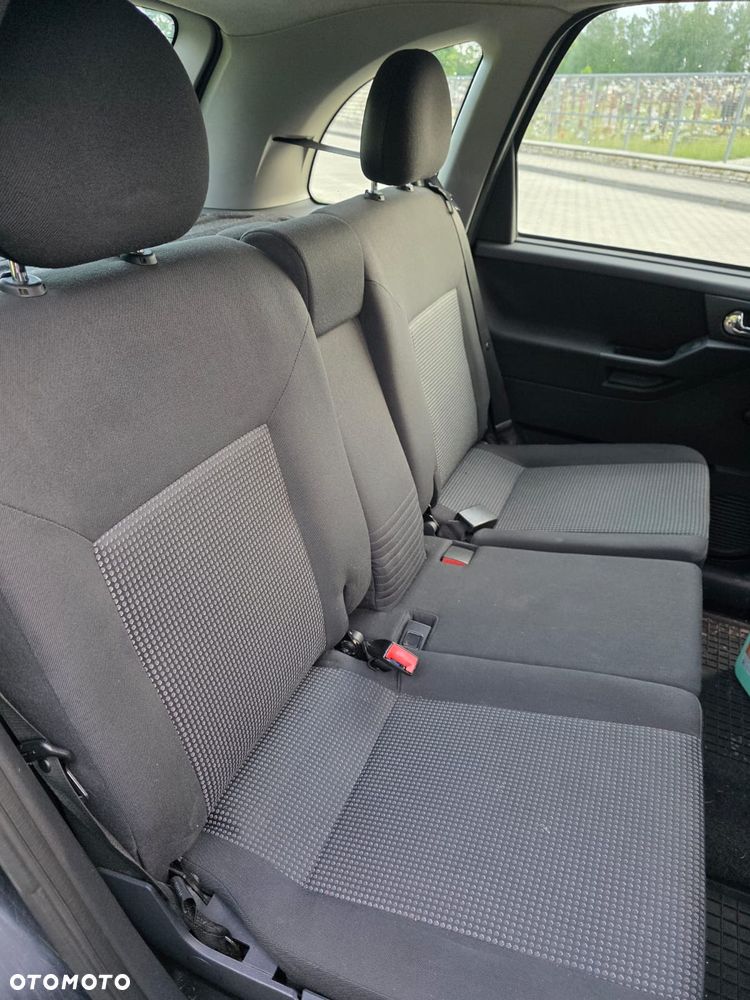 Opel Meriva - 17