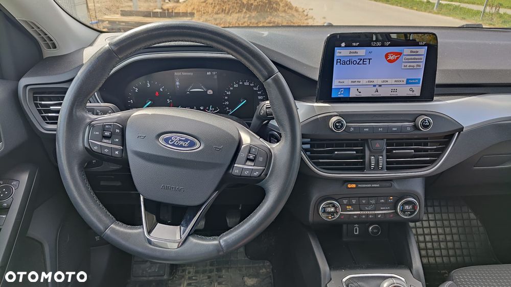 Ford Focus ver-1-5-ecoblue-trend-edition-business - 8