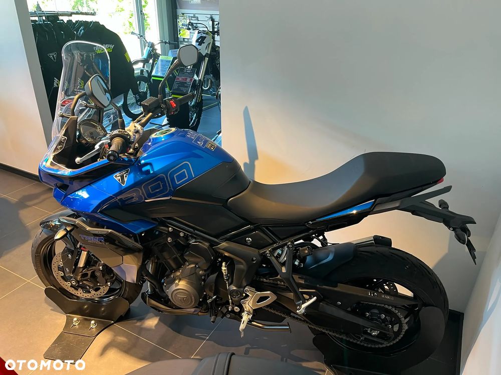 Triumph Tiger - 15