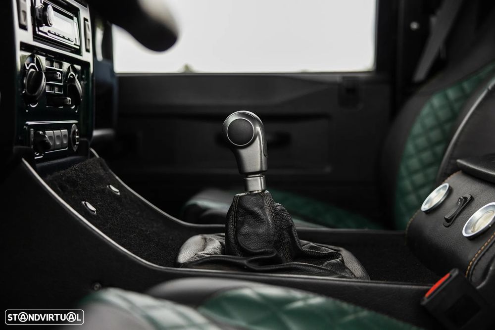 Land Rover Defender 90 2.5 TD5 Metal Top - 3