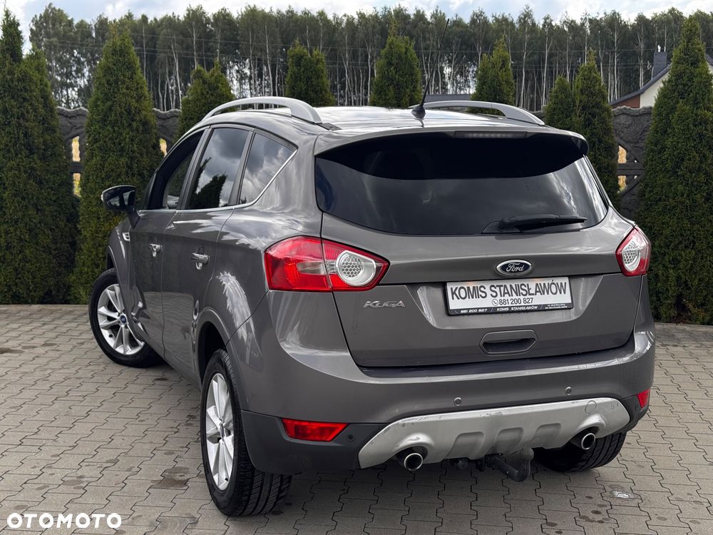 Ford Kuga 2.0 TDCi 2x4 Titanium - 15